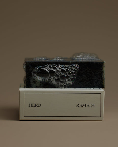 Eucalyptus with Activated Coconut Charcoal