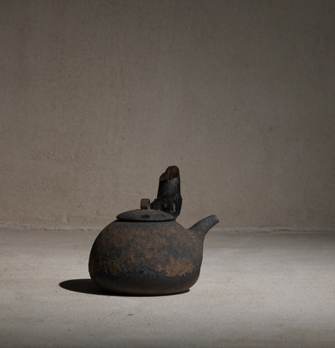 Wabi Wood Handle Teapot | 700-800ml