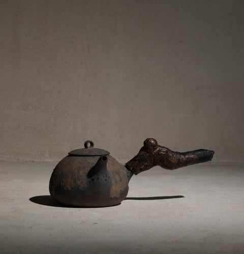 Wabi Wood Handle Teapot | 700-800ml