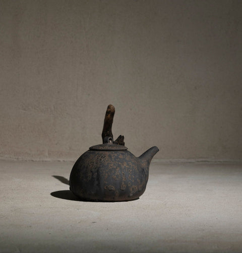 Wabi Wood Handle Teapot | 700-800ml