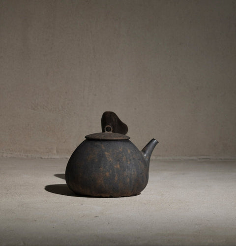 Wabi Wood Handle Teapot | 1000ml - Milkmans Market Cloud Hidden
