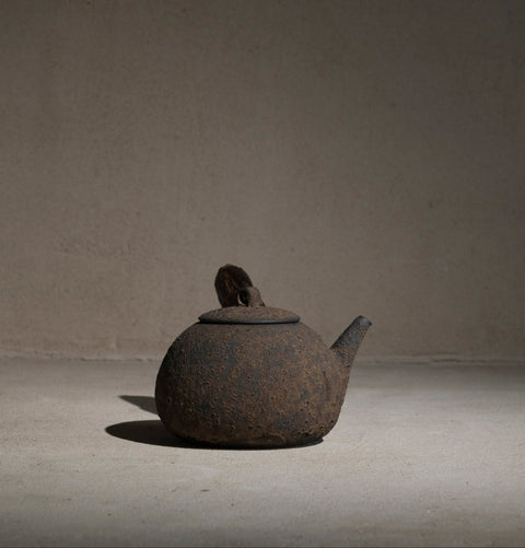 Wabi Wood Handle Teapot | 1000ml - Milkmans Market Cloud Hidden