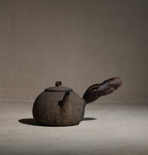 Wabi Wood Handle Teapot | 1000ml - Milkmans Market Cloud Hidden